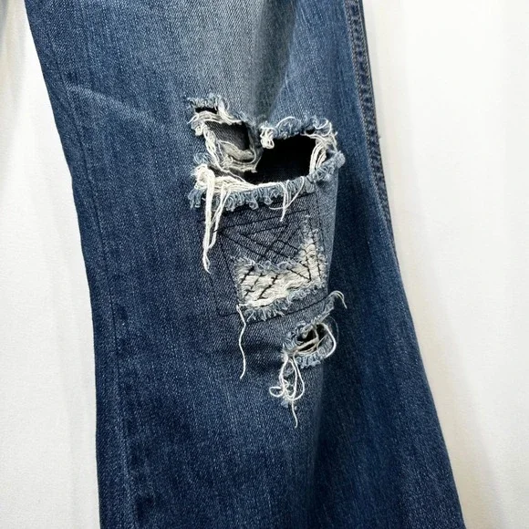 American Eagle Outfitters Size 8 Jeans Long Distressed High Rise Flare Blue 763 - Picture 6 of 11